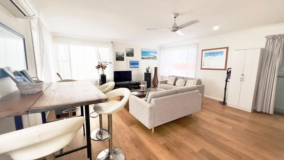 Studio 8 - Lifestyle Yamba Apartment in Yamba