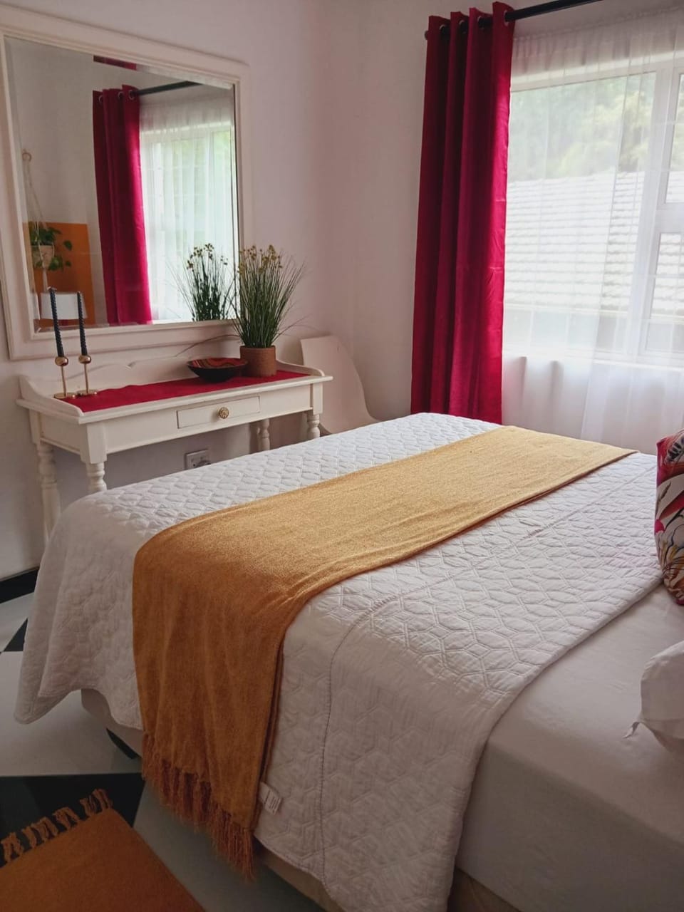 Orange Leaf Unit 1 Bed and Breakfast in Durban