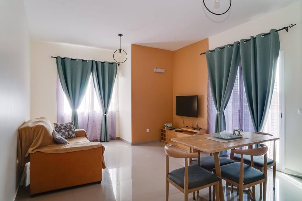 TV and multimedia, Living room, Dining area