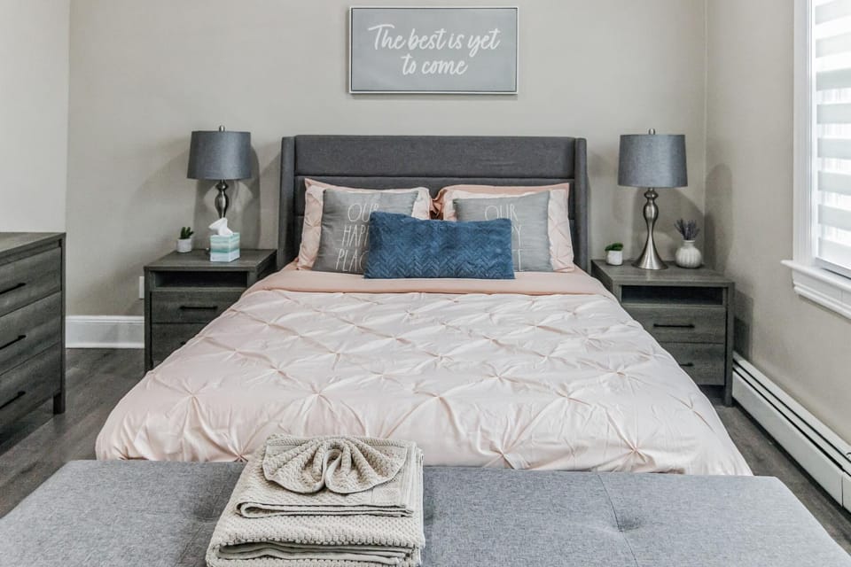 Bed, Bedroom