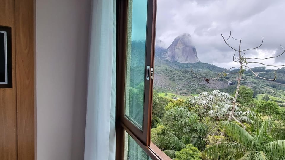 Bed, View (from property/room), Bedroom, Landmark view, Mountain view