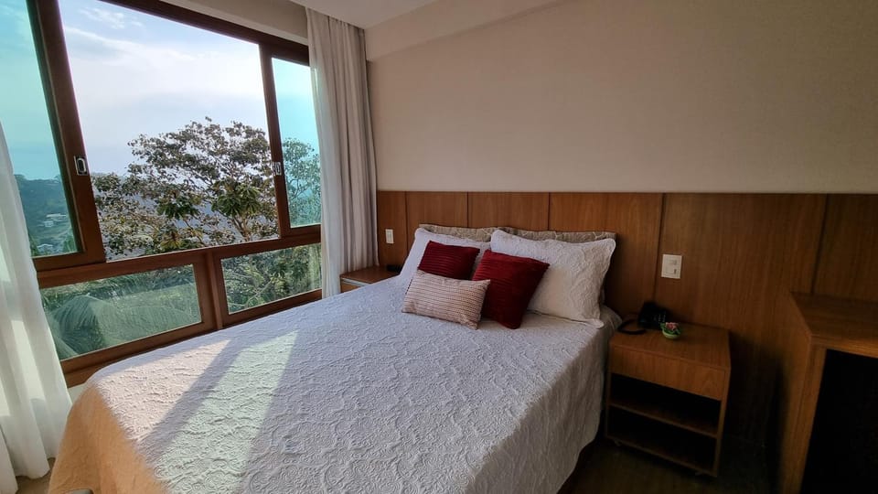 Bed, Photo of the whole room, Bedroom, Landmark view, Mountain view