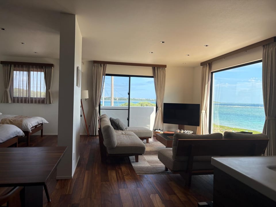 HERO VILLA ocean suite House in Okinawa Prefecture