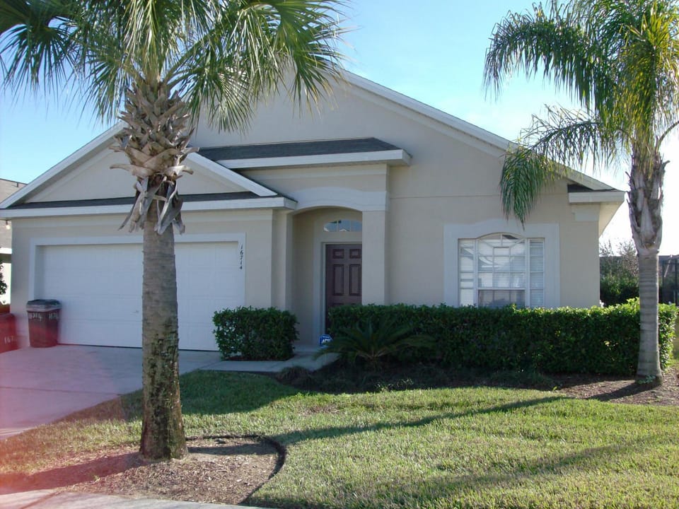 4 Bedroom Value Plus Home with Private Pool Villa in Four Corners