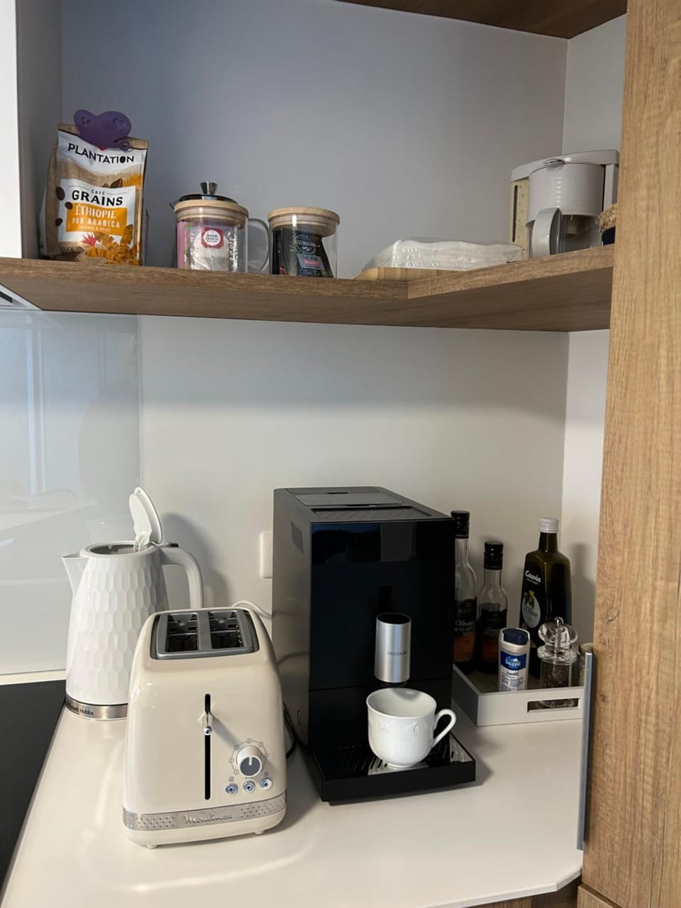 Coffee/tea facilities