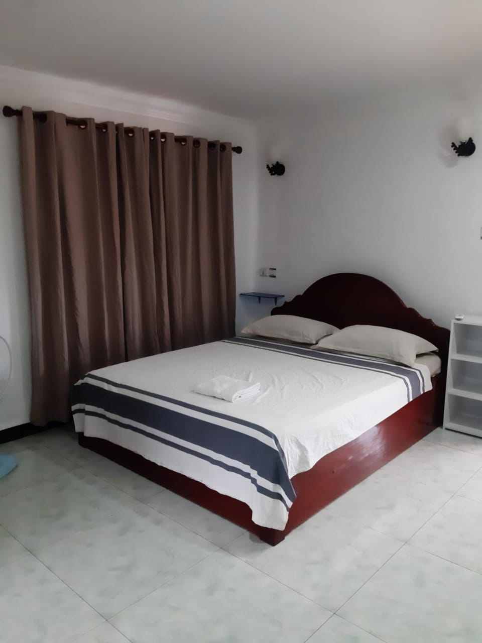 Ban Sokluy AC apartment 5 1-2pax including kitchen Apartment in Krong Siem Reap