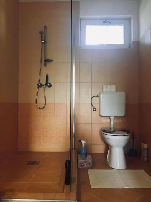 Nyugalmas 2 Vendégház Lénárddaróc Apartment in Hungary