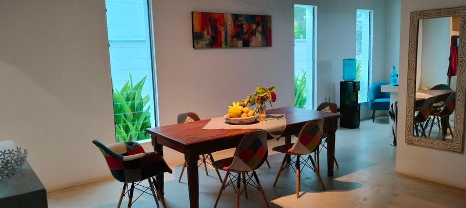Dining area, Food, Food, Lunch, Lunch, Dinner, Dinner
