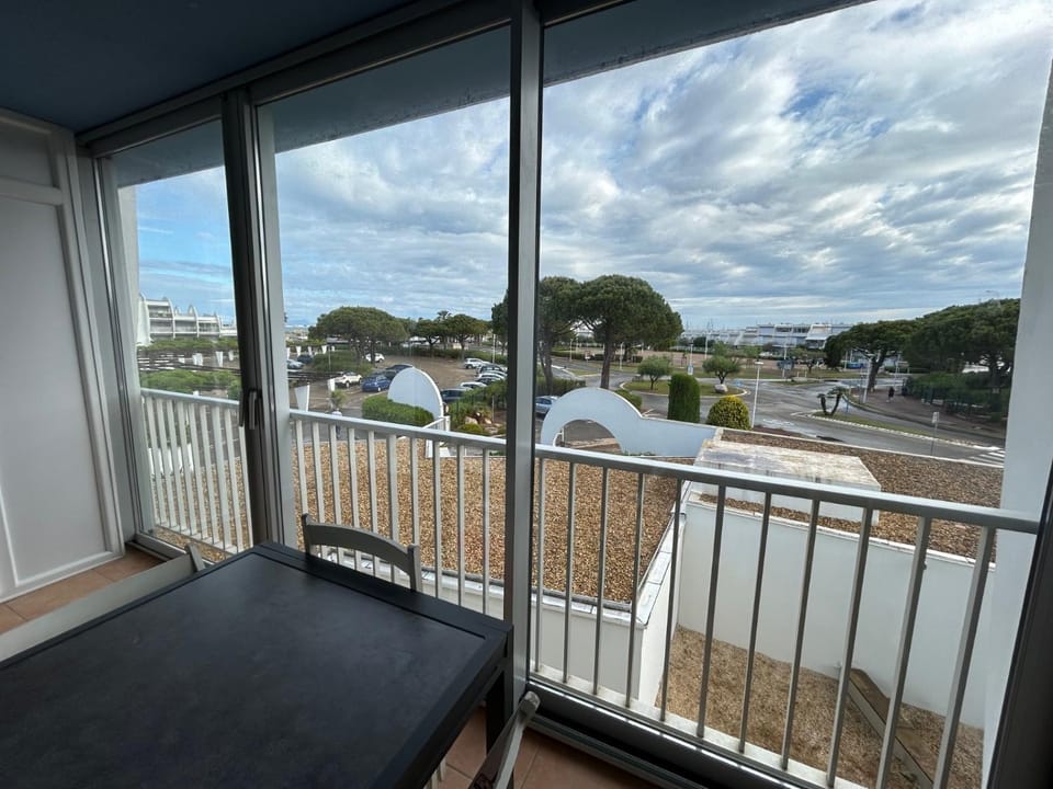 AS22777- Studio cabine dans une résidence de standing direct sur plage sud Cabin in Le Grau-du-Roi