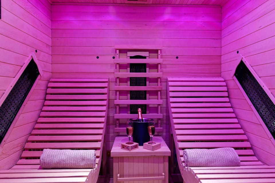 Romance Spa Nuit D'amour Apartment in Le Havre