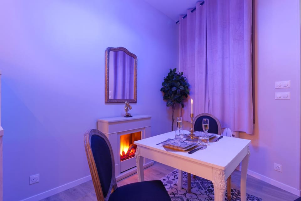 Romance Spa Nuit D'amour Apartment in Le Havre