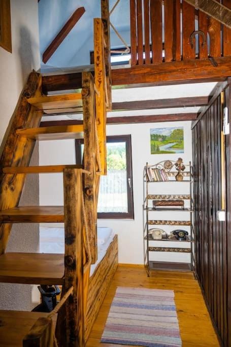 Koliba Ravna planina House in Bosnia and Herzegovina
