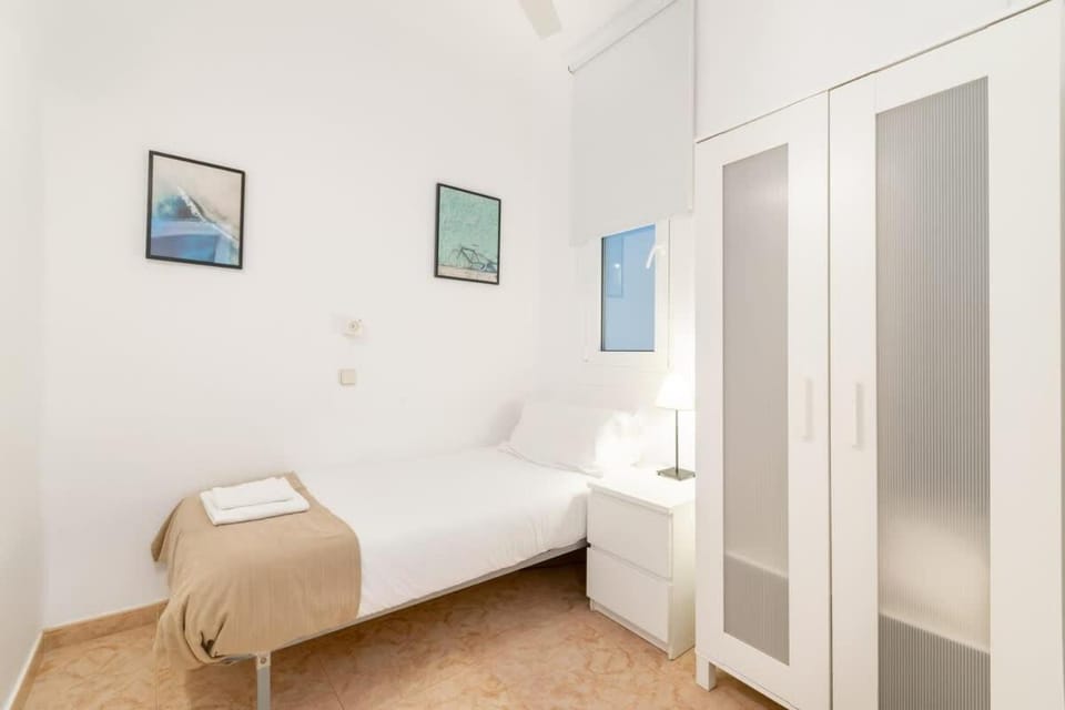 Charming central gem in Poble Sec House in Barcelona