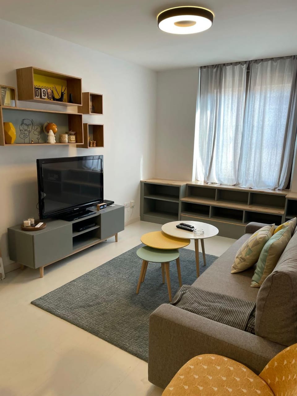 Communal lounge/ TV room
