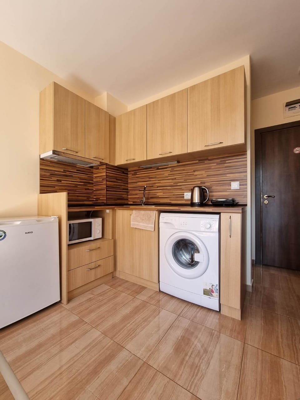 Coffee/tea facilities, Kitchen or kitchenette, minibar, stove, toaster
