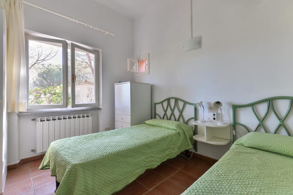 Property building, Living room, Bedroom