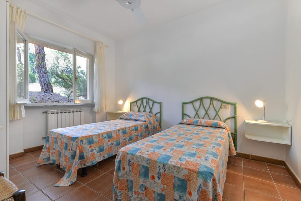 Property building, Living room, Bedroom