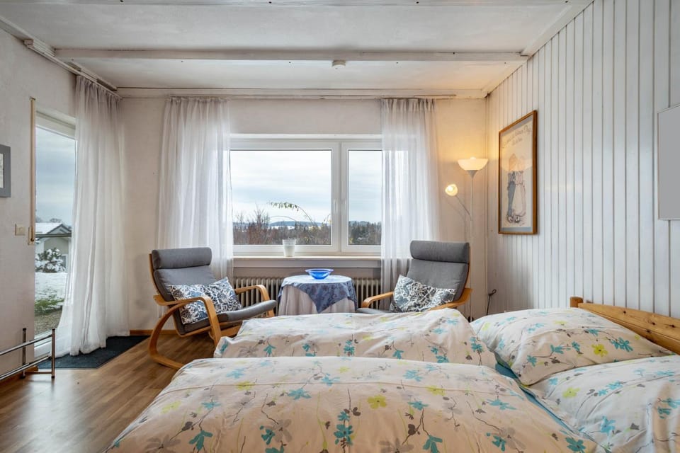 Living room, Bedroom