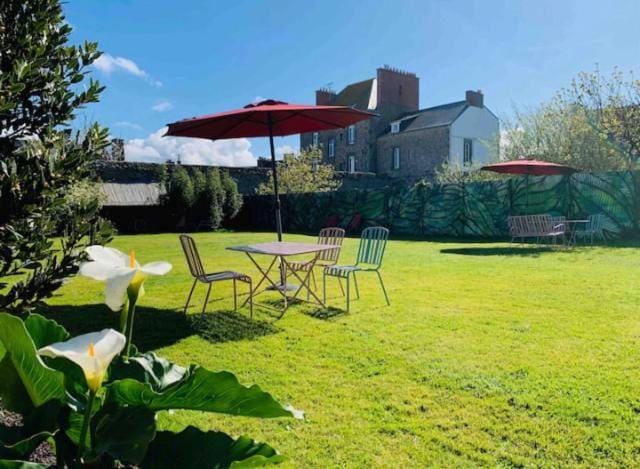 Aquaroom RDC - Plage 50m - Rue gratuite Apartment in St-Malo