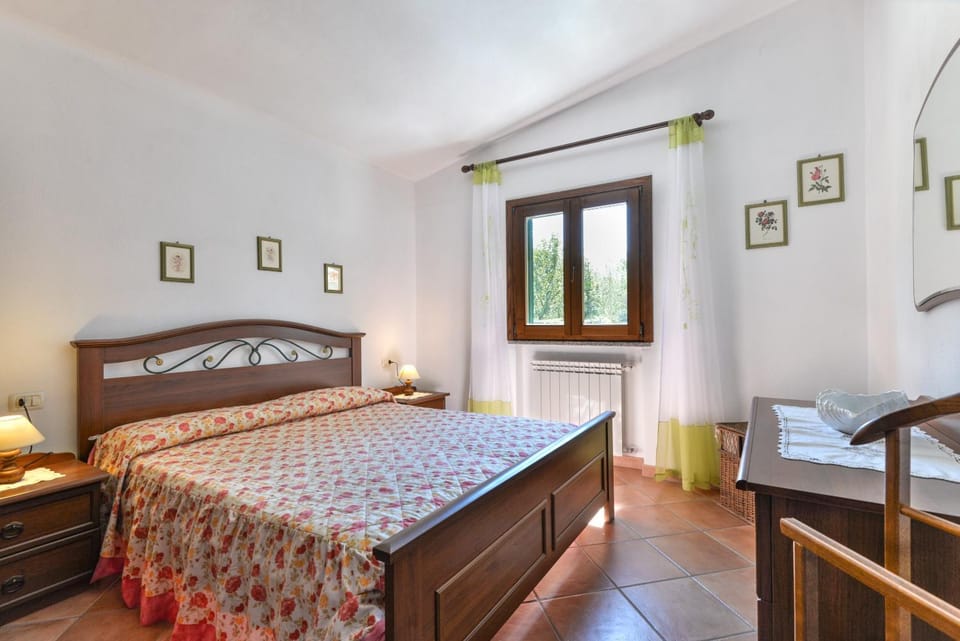 Property building, Living room, Bedroom