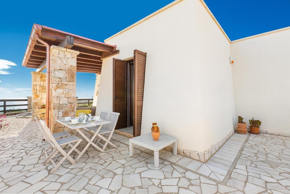Patio, Balcony/Terrace