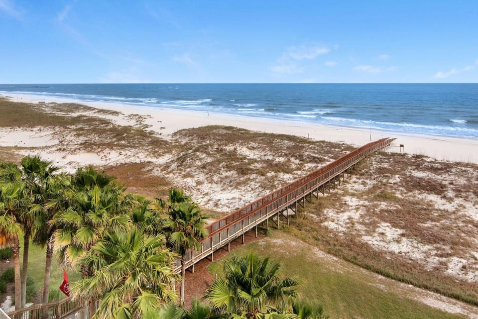 Turquoise C406 House in Orange Beach