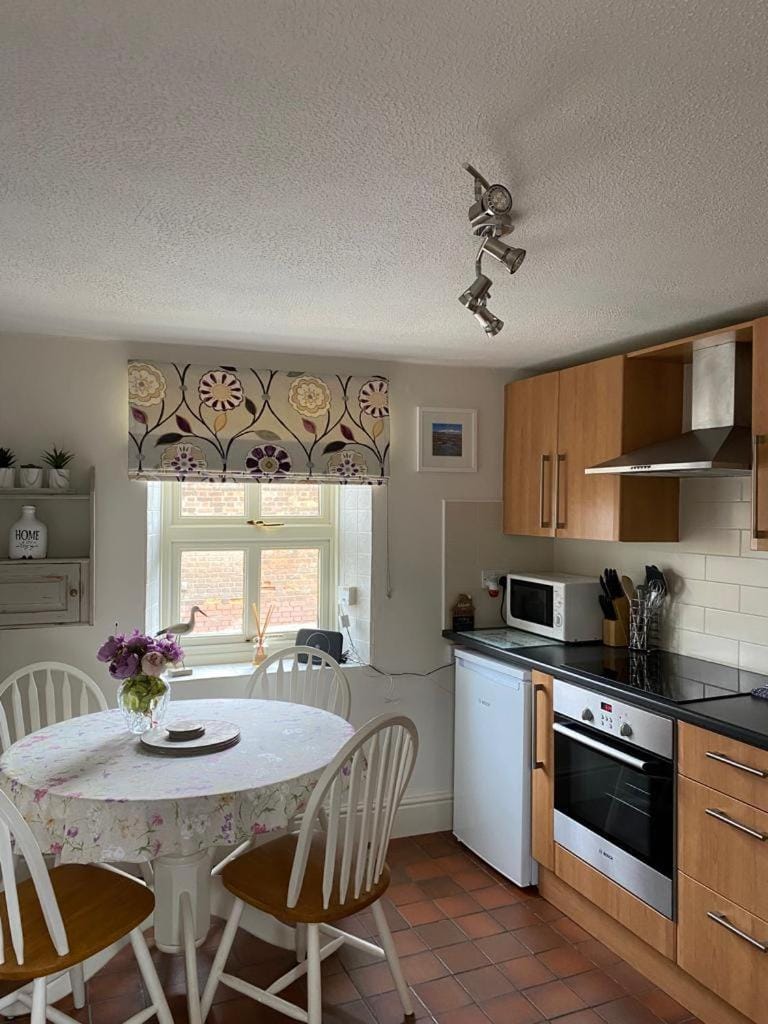 Curlew Cottage House in England