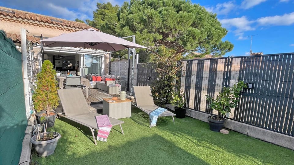 Garden, Balcony/Terrace, sunbed