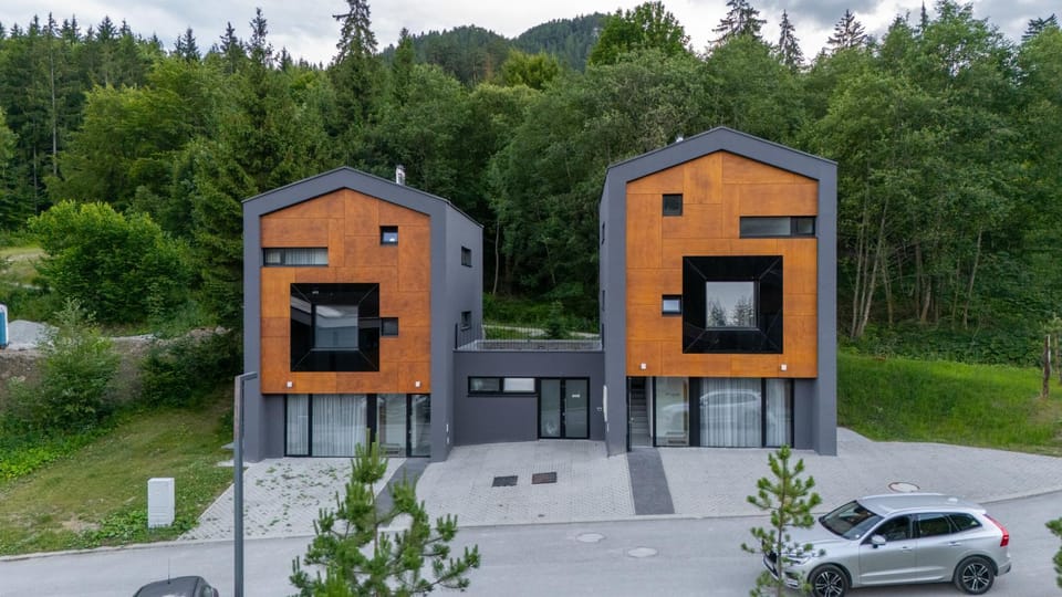 Property building, Neighbourhood, Natural landscape, Parking