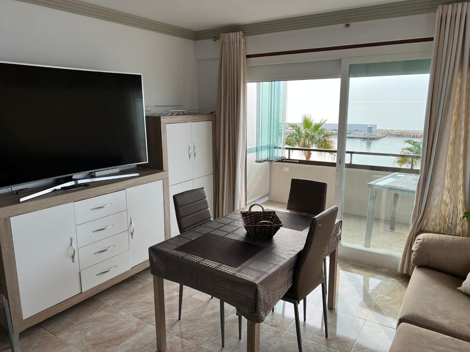 Eden Roc I, 4-1 Apartment in Marbella