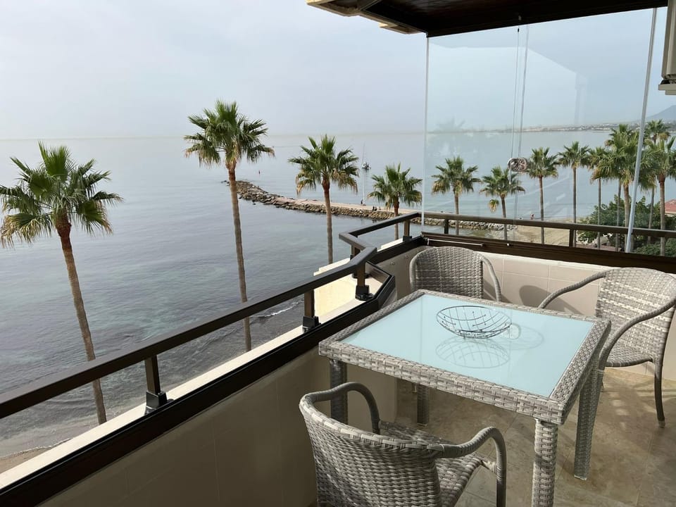 Eden Roc I, 4-1 Apartment in Marbella