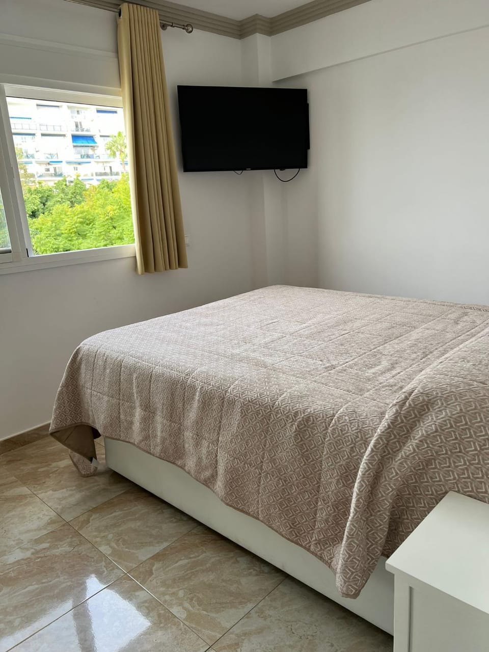 Eden Roc I, 4-1 Apartment in Marbella