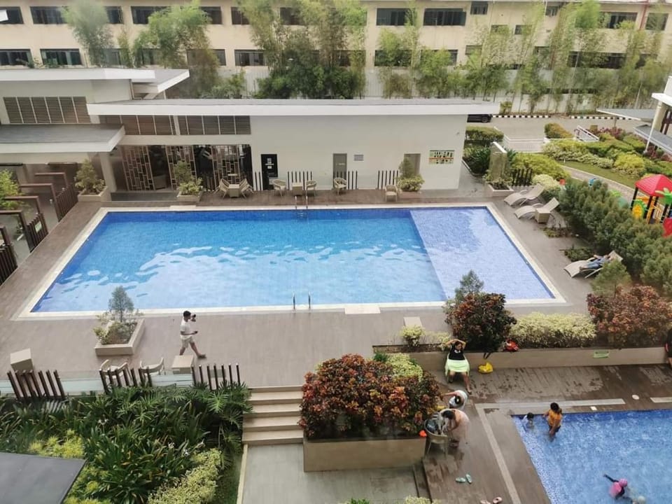 Pool view, Swimming pool