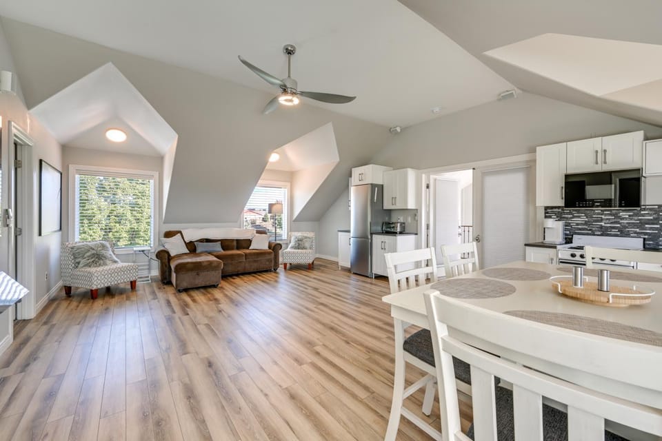 Pasco Condo w/ Columbia River Views + Hot Tub House in Pasco