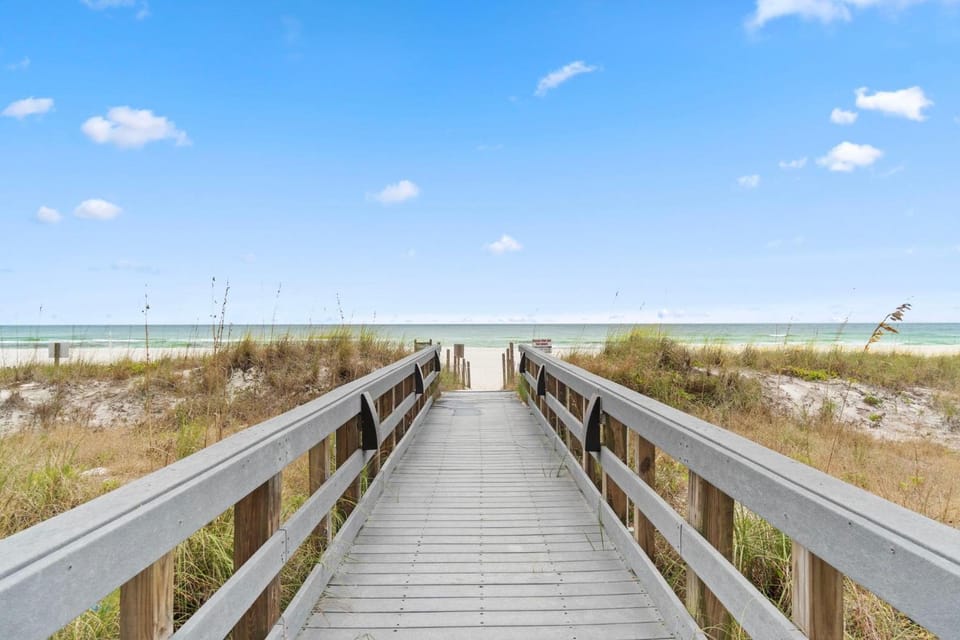 Seachase 905W House in Orange Beach