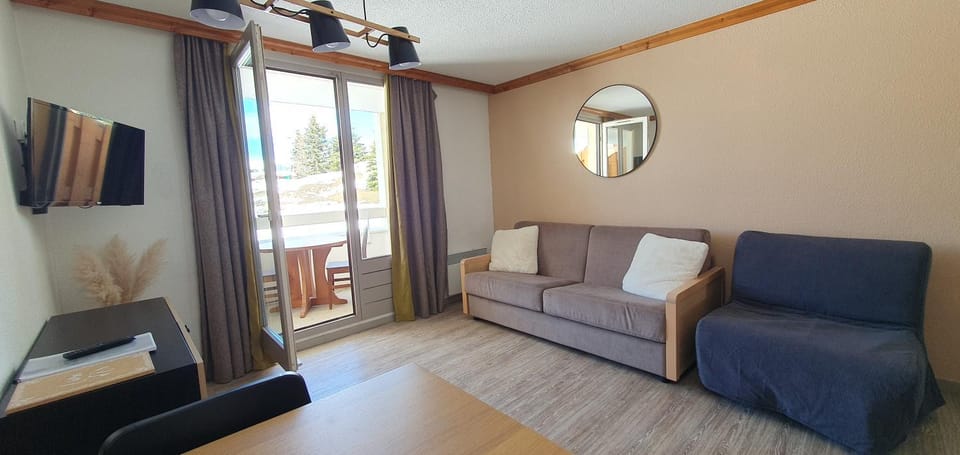 Super studio - Piscine - Parking couvert - Pied des pistes Apartment in Huez
