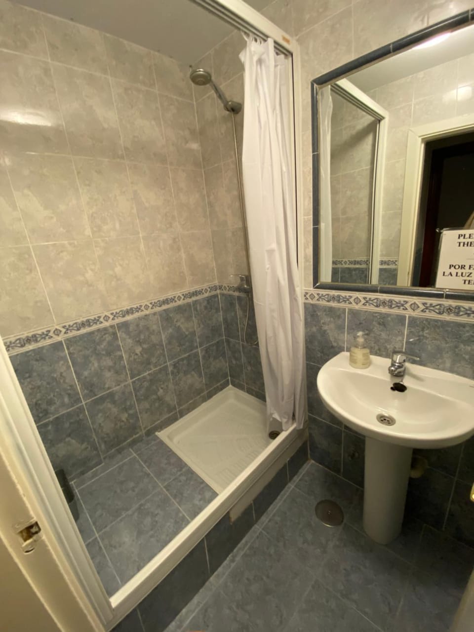 Shower, Bathroom