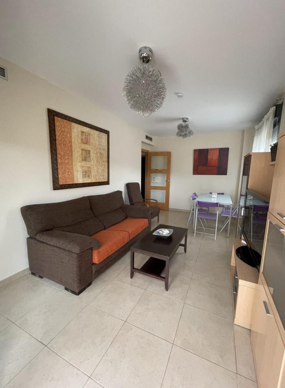Communal lounge/ TV room, Dining area
