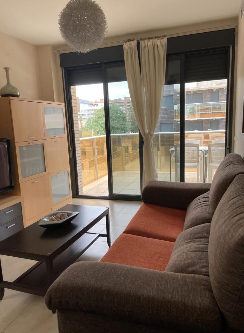 Communal lounge/ TV room, Living room, Dining area