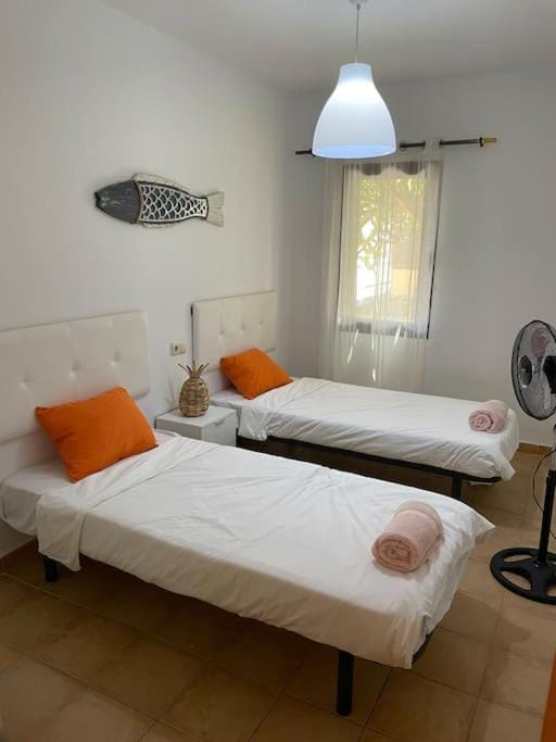 Corralejo, Relaxing villa , private pool , Wi-Fi House in Maxorata