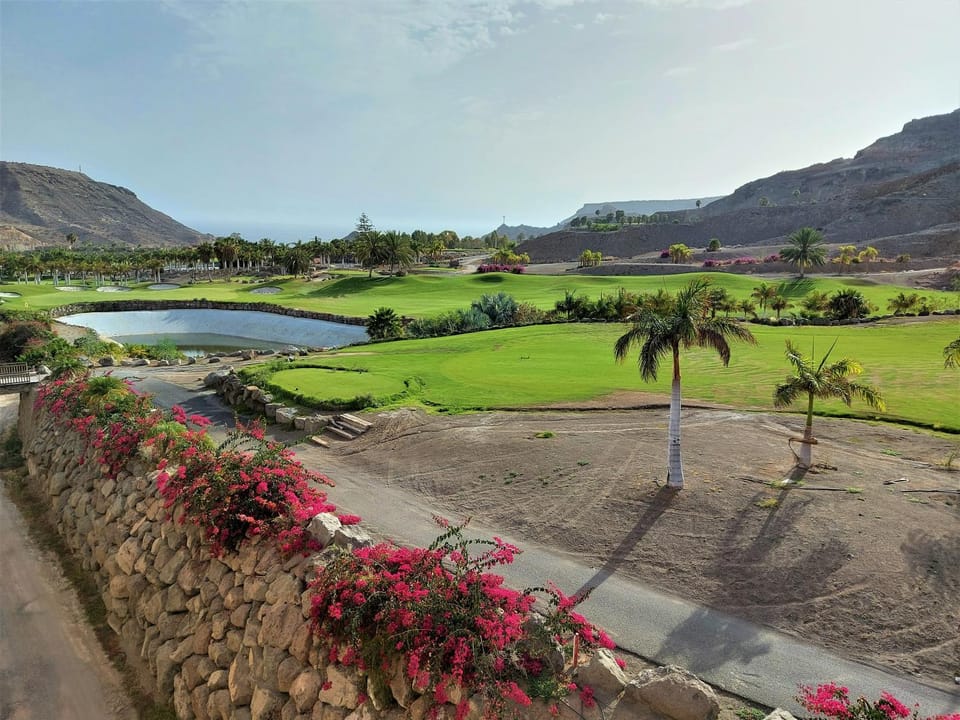 Nearby landmark, Golfcourse