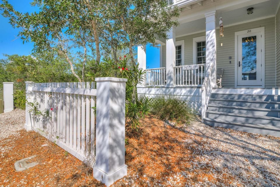 Battery 20 House in Orange Beach