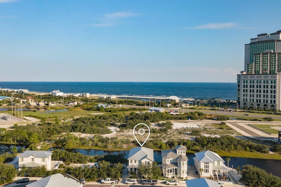 Battery 20 House in Orange Beach