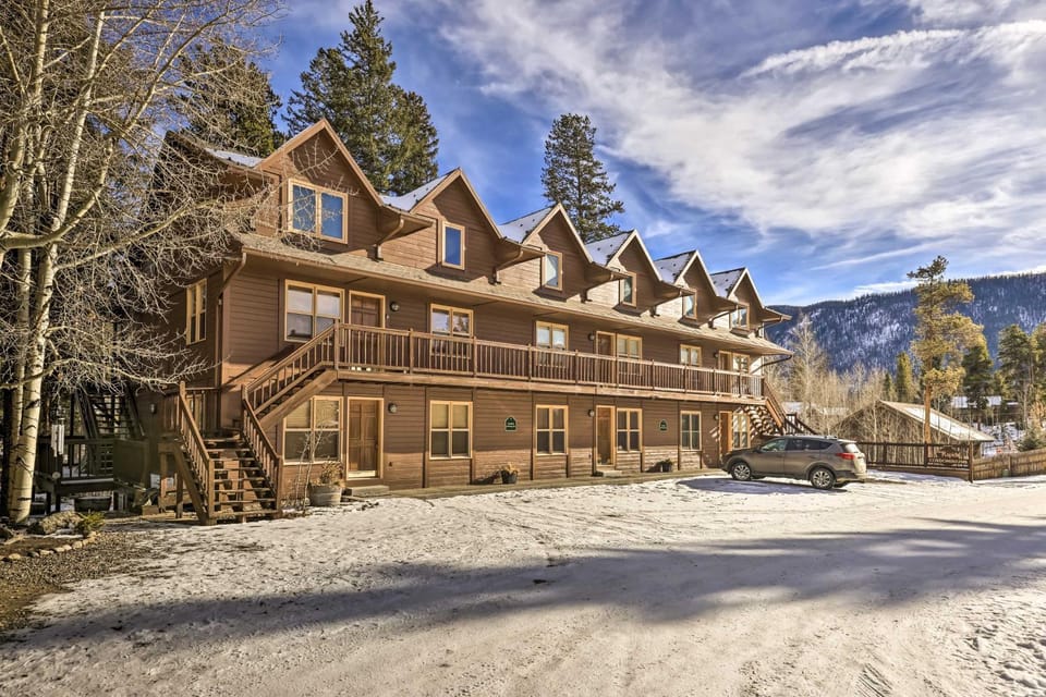 Walk to Grand Lake: Riverfront Gem w/ Fireplace! House in Grand Lake