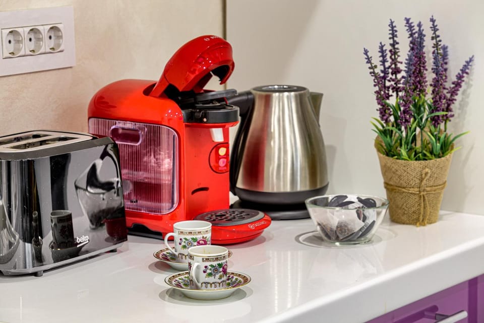 Coffee/tea facilities, Kitchen or kitchenette