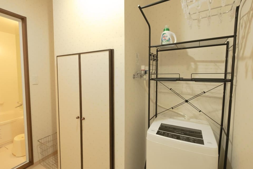 Shower, Bathroom, washing machine