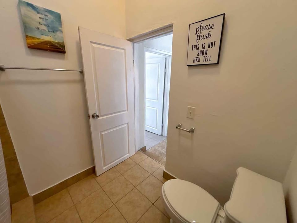 Shoreline Condo 4 Desert Oasis Free Wifi, Cool AC House in San Felipe