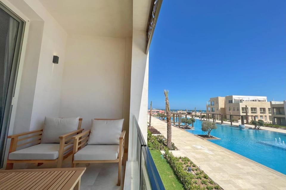 Day, View (from property/room), Balcony/Terrace, Pool view