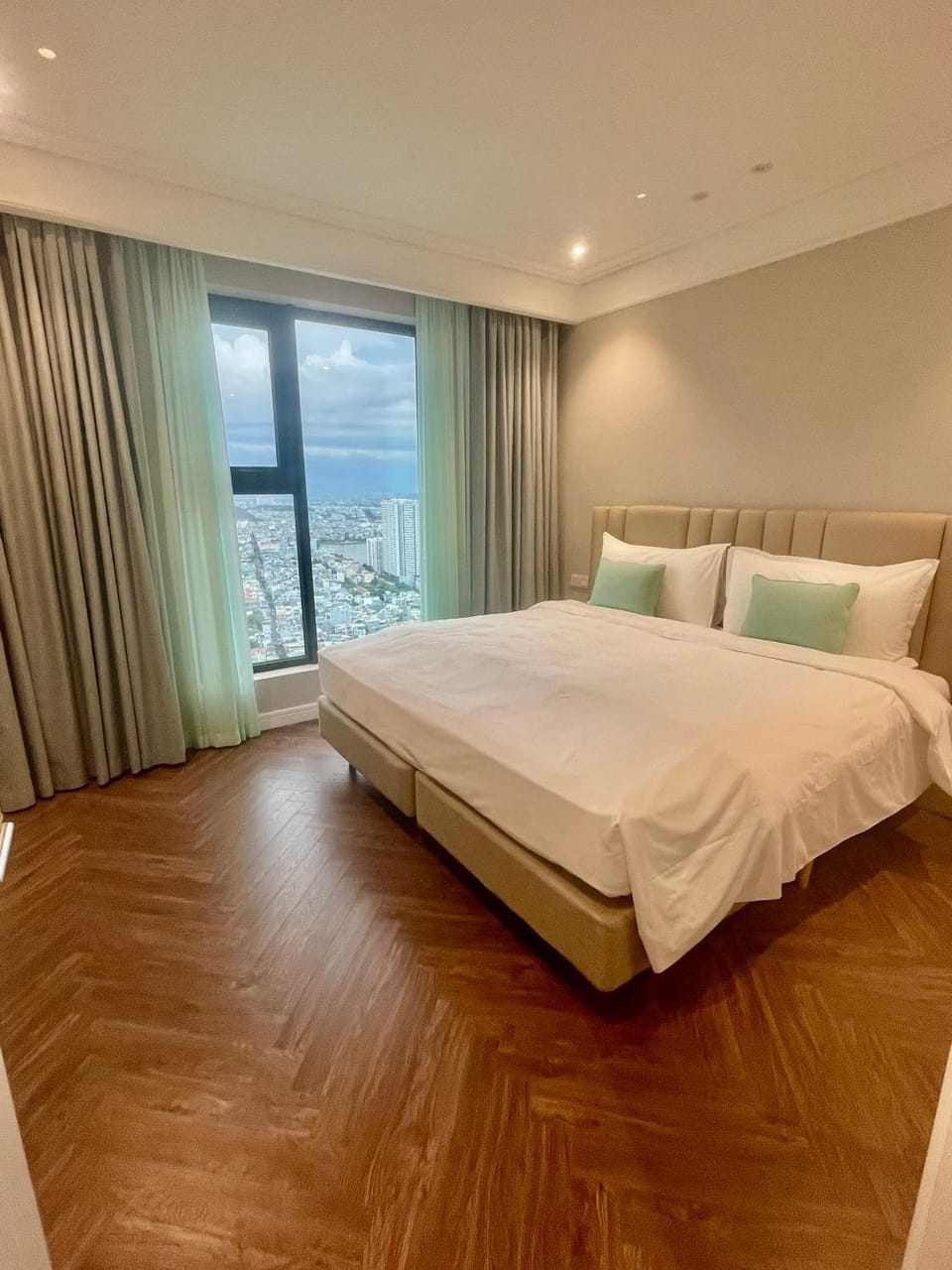 Altara Residences Quy Nhơn - An Nhiên Homestay Apartment in Vietnam