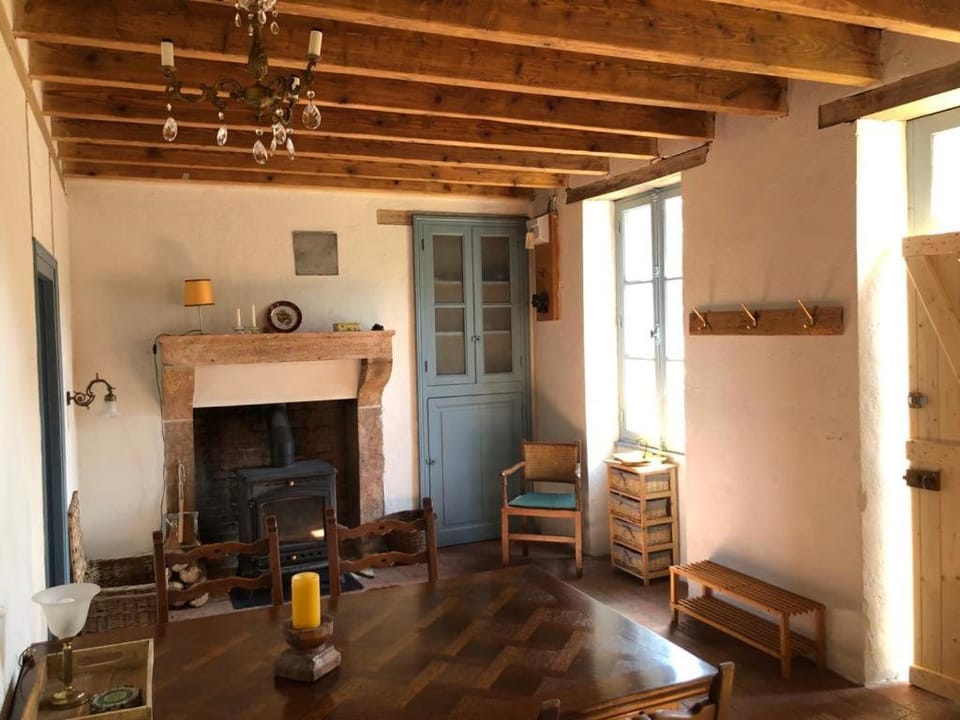 Le Tarde - Crécerelle House in Centre-Val de Loire